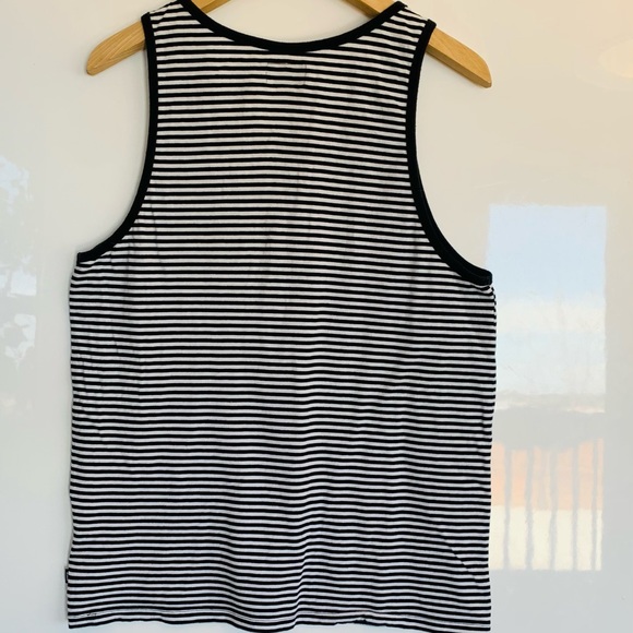 Obey tank top size Small - Picture 2 of 8